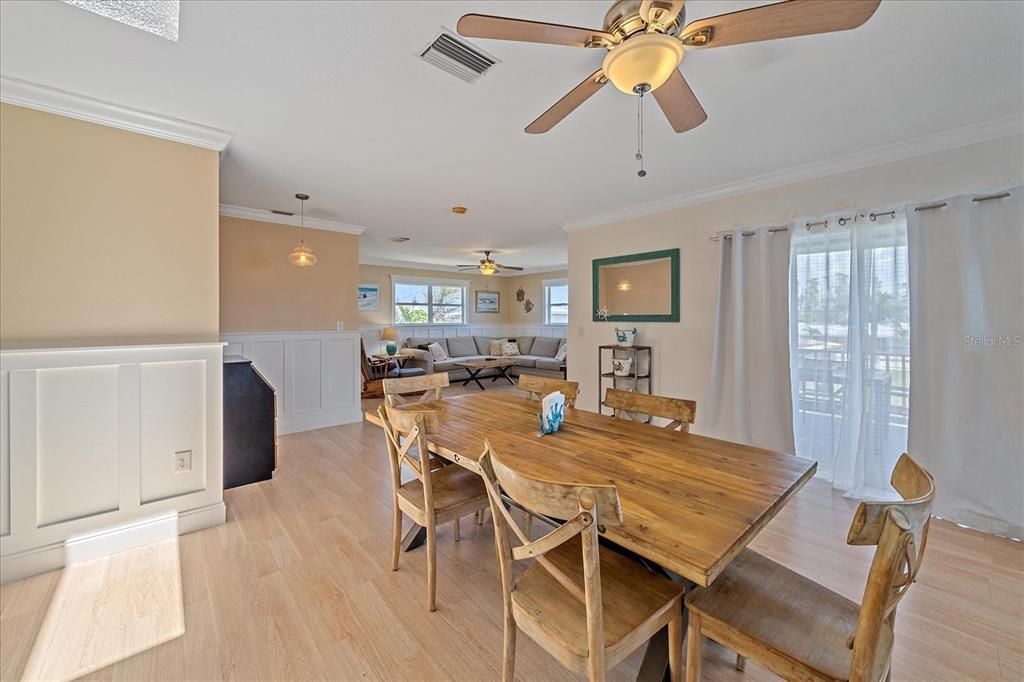 Dining room, Interior, Living room, Pendant Lights, Wood Texture Flooring