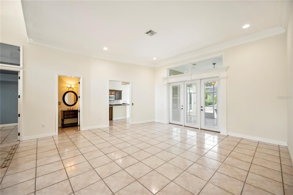 Empty room, Interior, Recessed Lighting
