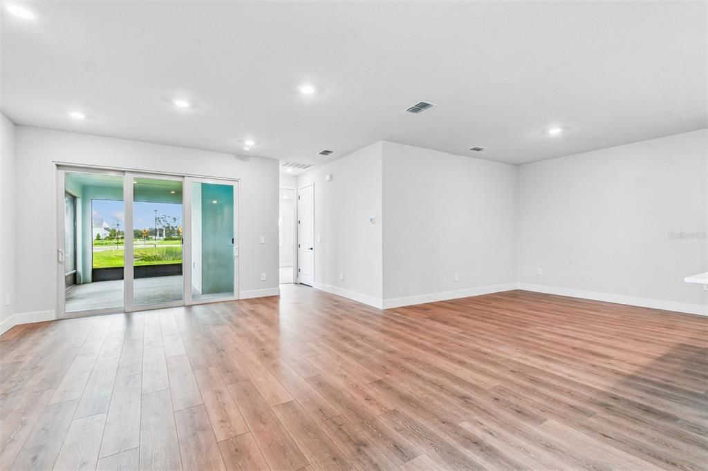 Empty room, Interior, Recessed Lighting, Wood Texture Flooring