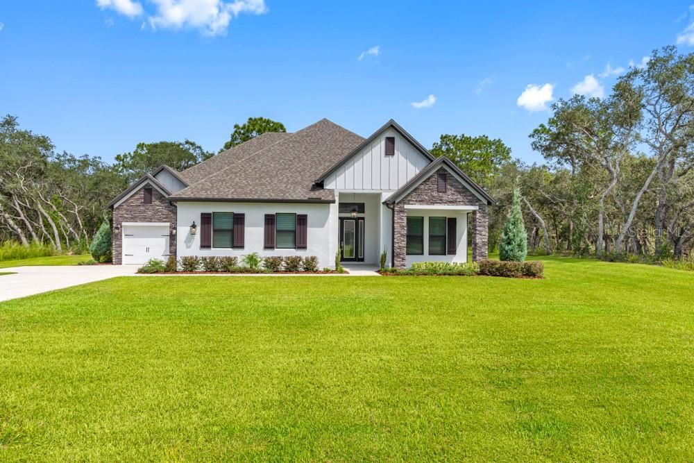 Attached, Backyard, Exterior, Facade, Farmhouse