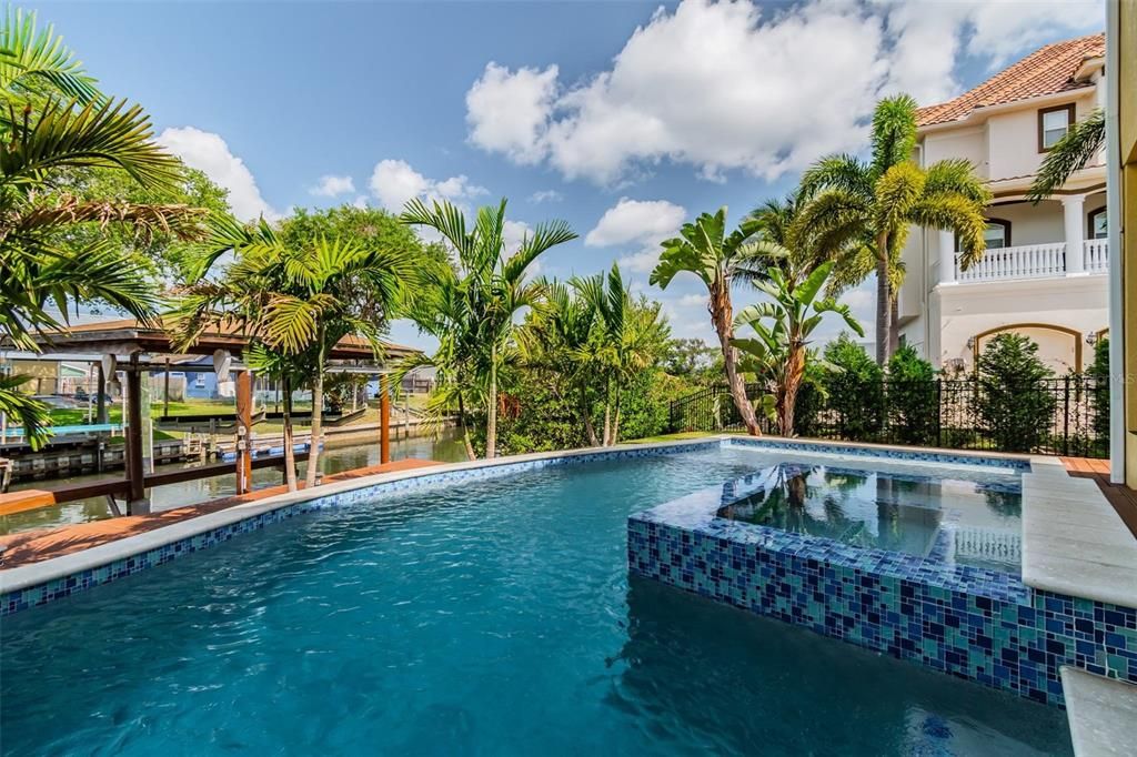 Exterior, Pool, Water