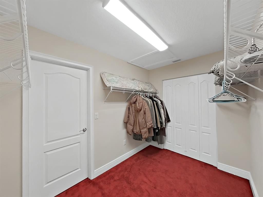 Interior, Walk-in Closets