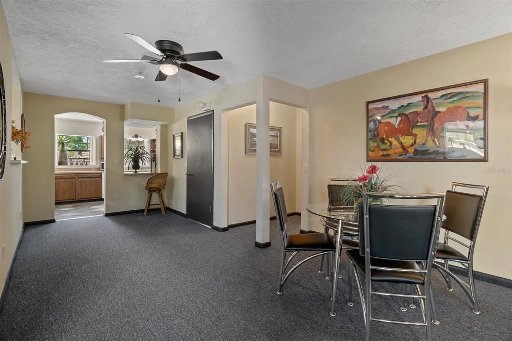 Dining room, Interior