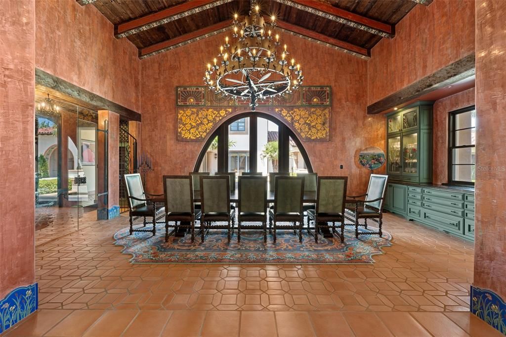 Chandelier, Dining room, Interior, Wooden Beams, Wooden Ceilings