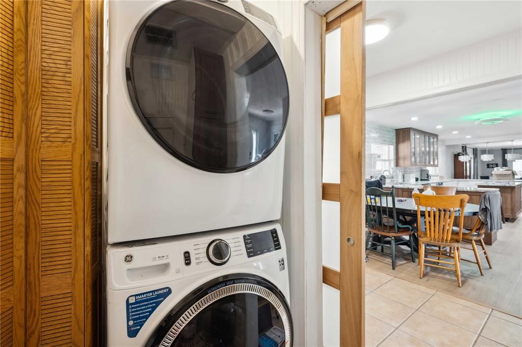 Dining room, Interior, Kitchen, Recessed Lighting, Utility Closets, Washer