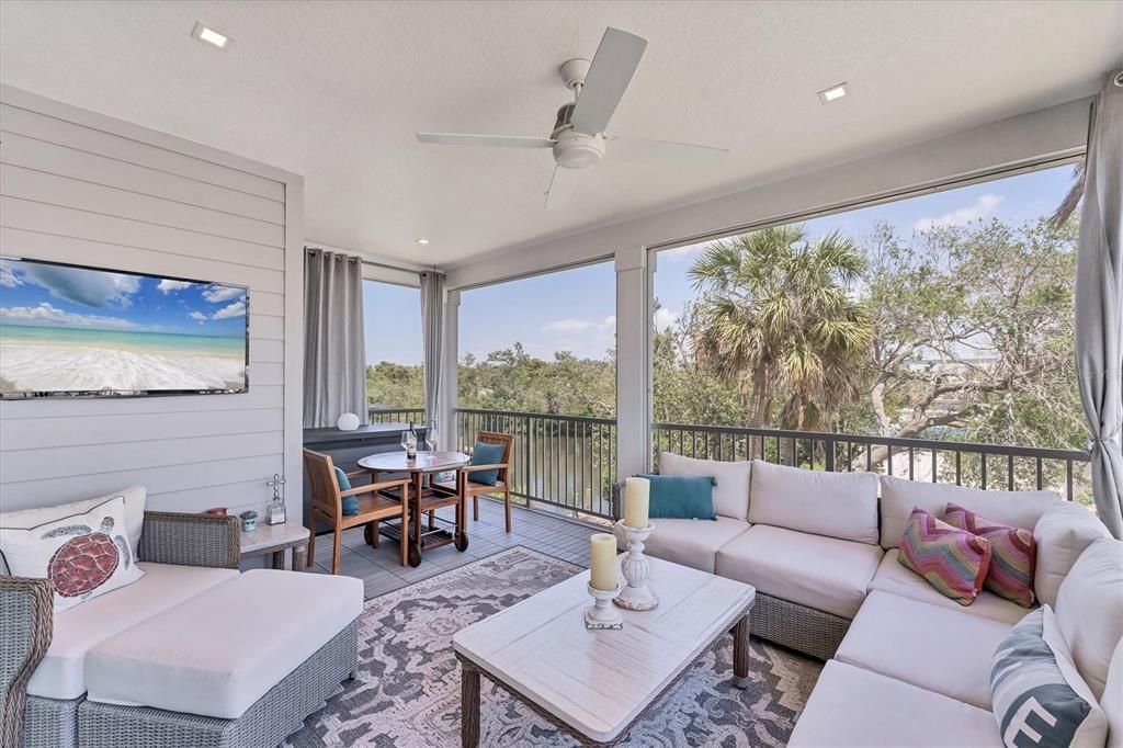 Dining room, Interior, Living room, Recessed Lighting