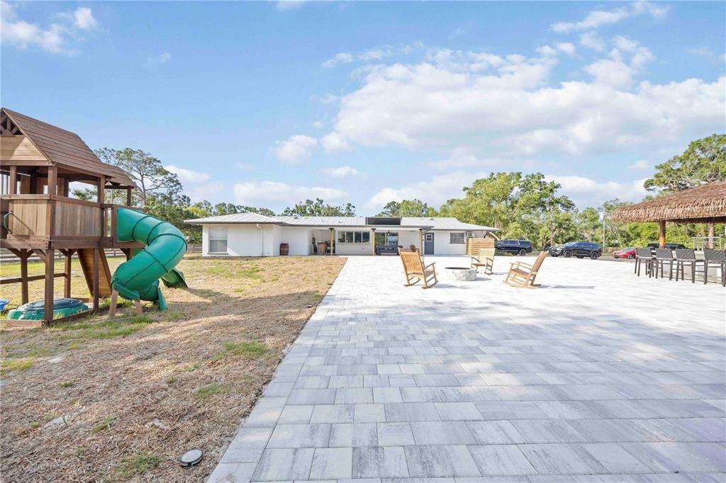 Backyard, Exterior, Playground