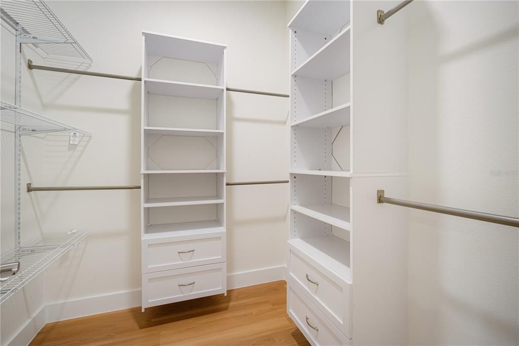 Interior, Walk-in Closets, Wood Texture Flooring
