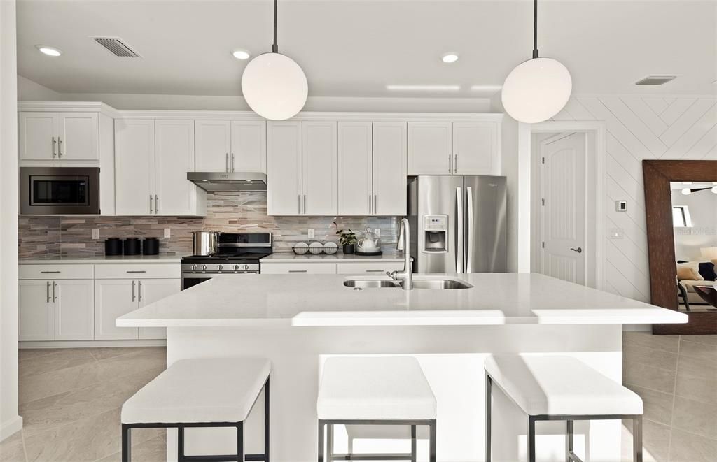 Interior, Kitchen, Pendant Lights, Recessed Lighting, Stainless Steel Appliances