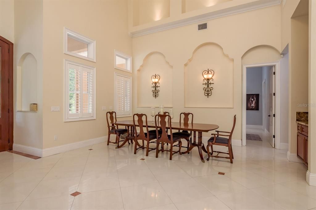 Dining room, Interior