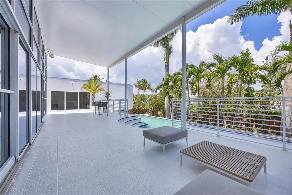 Exterior, Pool, Sun Room, Water