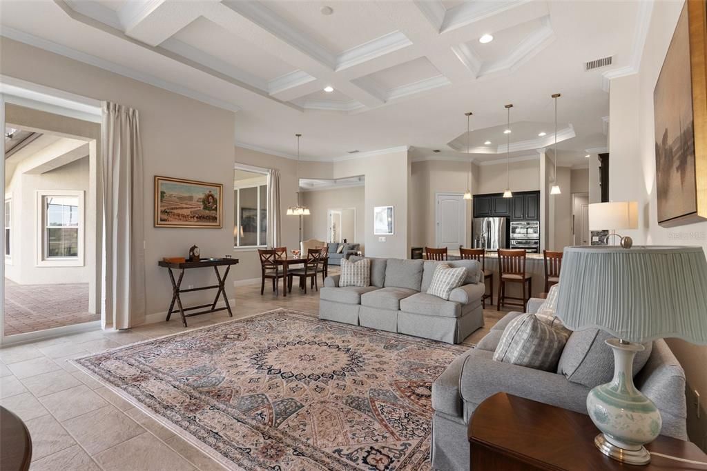 Dining room, Interior, Kitchen, Living room, Pendant Lights, Recessed Lighting, Stainless Steel Appliances