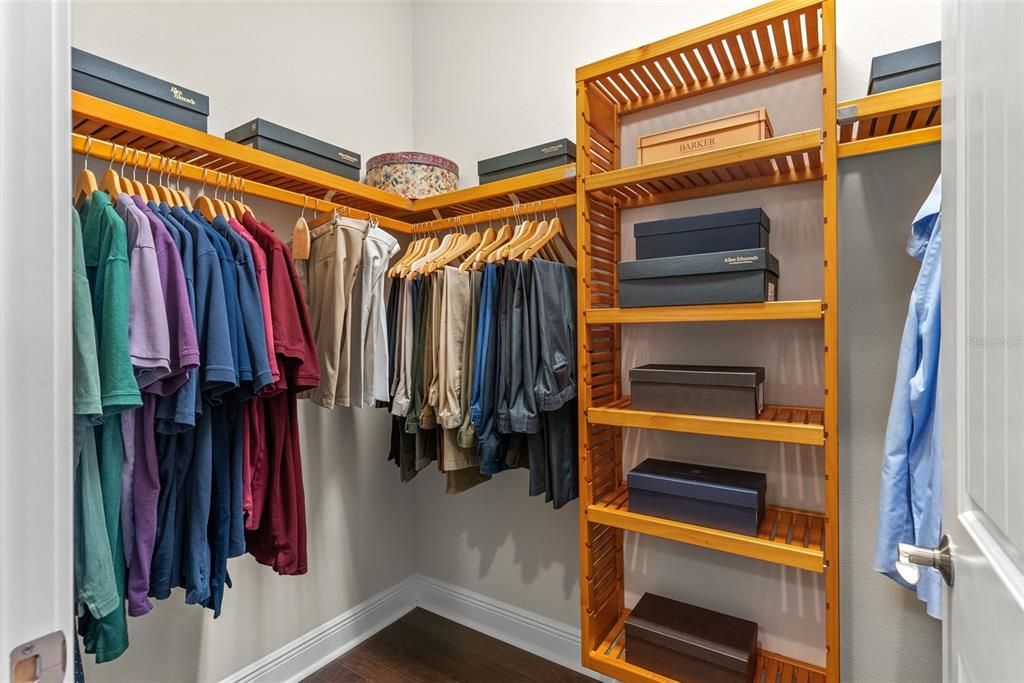 Interior, Walk-in Closets, Wood Texture Flooring