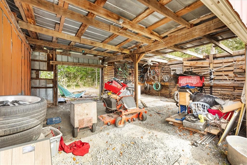 Exterior, Wooden Beams