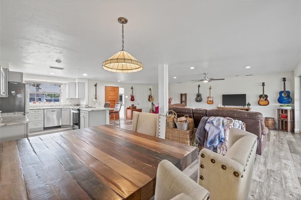 Dining room, Interior, Kitchen, Living room, Pendant Lights, Recessed Lighting, Wood Texture Flooring