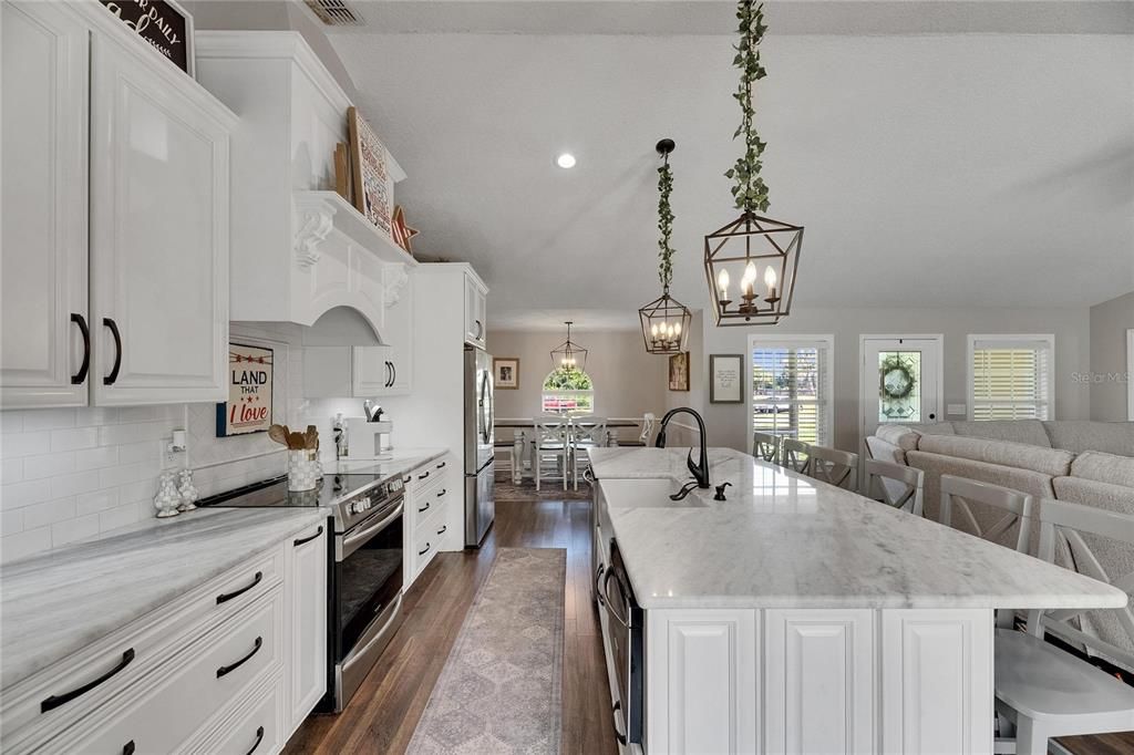 Interior, Kitchen, Living room, Pendant Lights, Recessed Lighting, Wood Texture Flooring