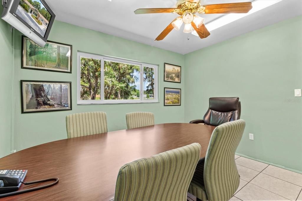 Dining room, Interior