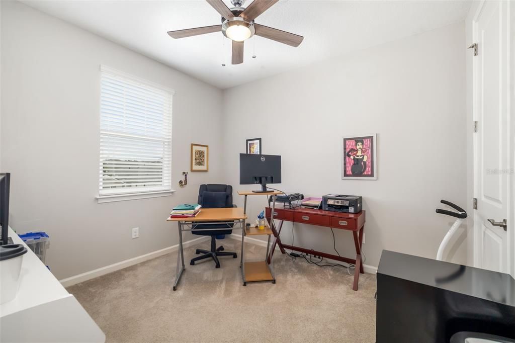 Home Office, Interior