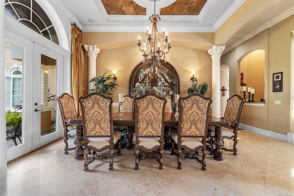 Chandelier, Dining room, Interior