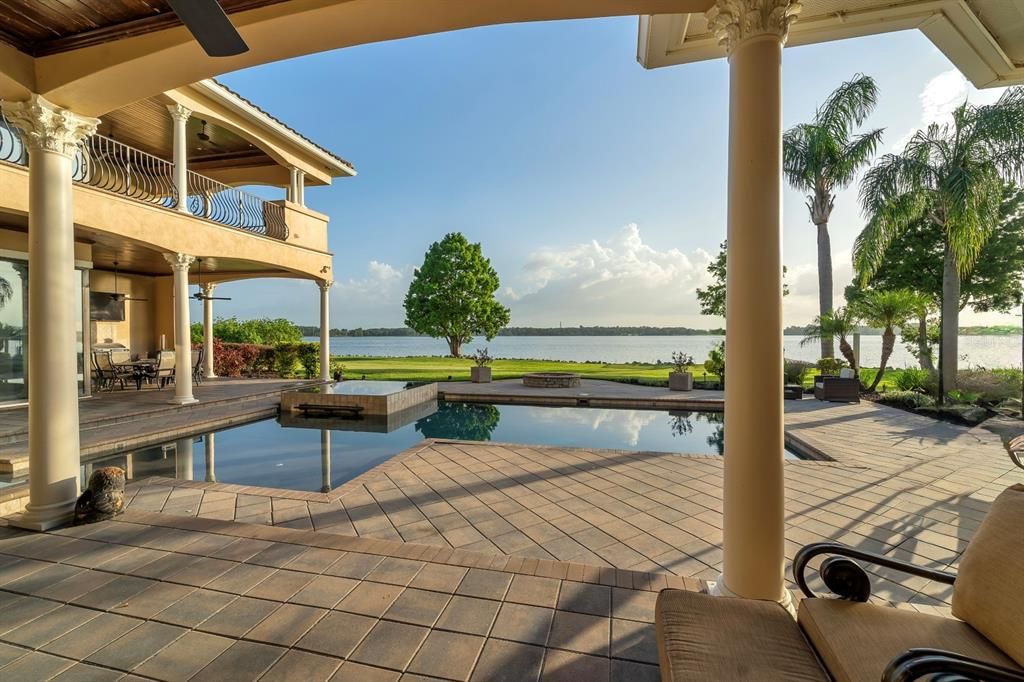 Exterior, Pool, Water