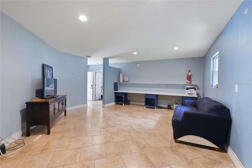 Interior, Recessed Lighting