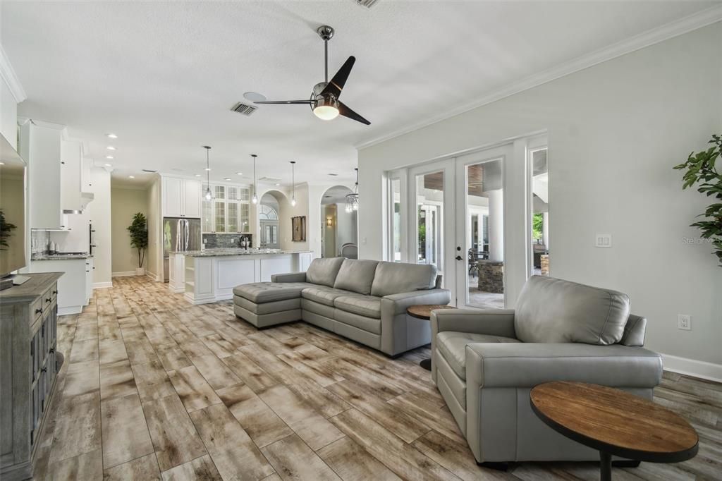 Interior, Kitchen, Living room, Pendant Lights, Recessed Lighting, Wood Texture Flooring