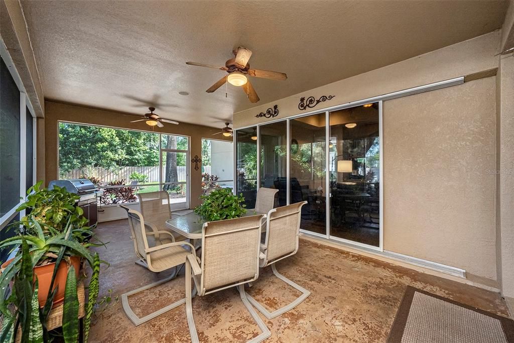 Dining room, Interior