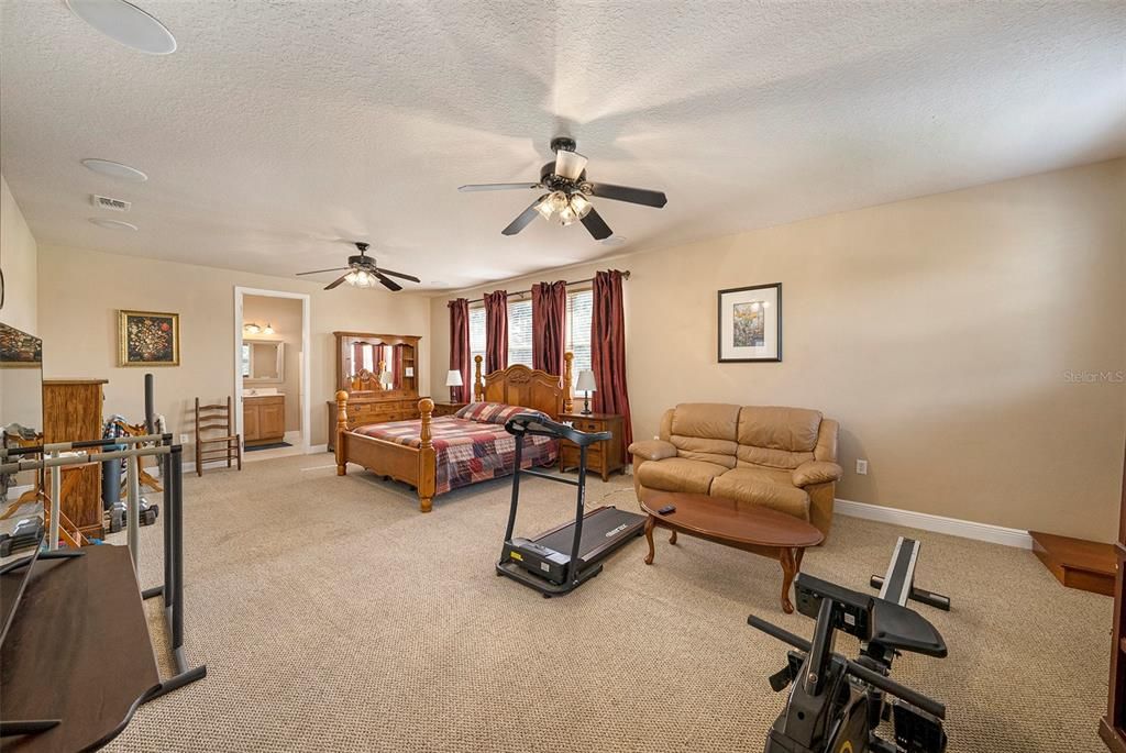 Fitness Equipment, Interior, Living room