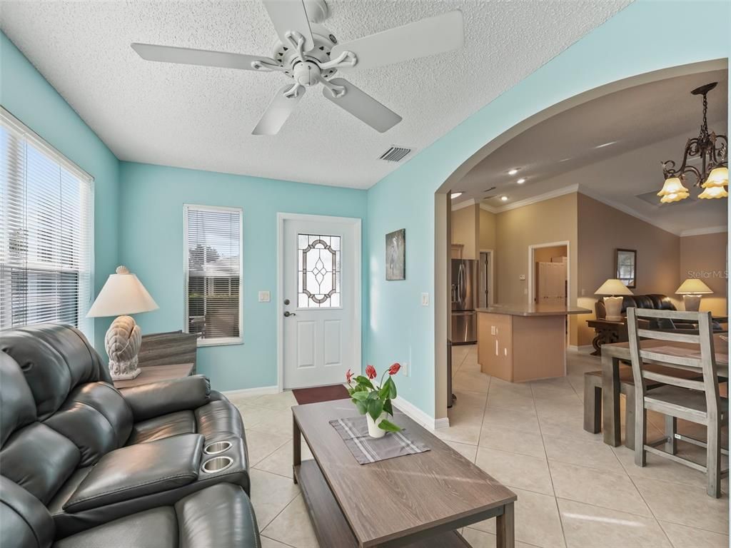 Chandelier, Dining room, Interior, Living room, Recessed Lighting