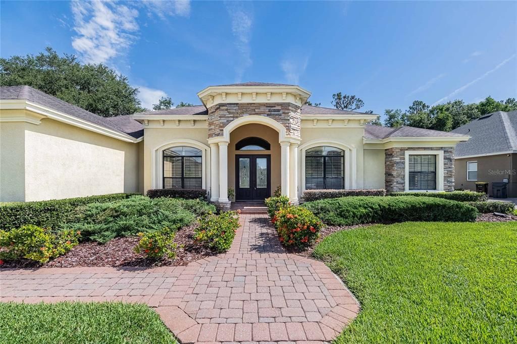 Exterior, Facade, Mediterranean