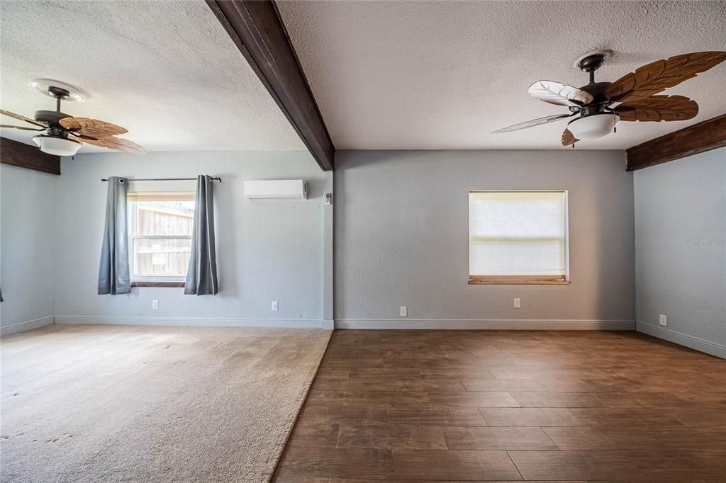 Empty room, Interior, Wooden Beams, Wood Texture Flooring