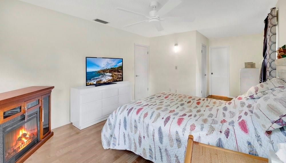 Bedroom, Fireplace, Interior, Wood Texture Flooring