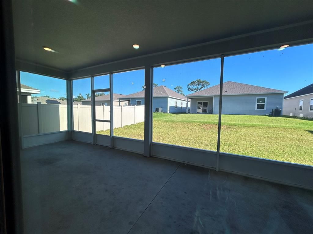 Empty room, Interior, Recessed Lighting, Sun Room