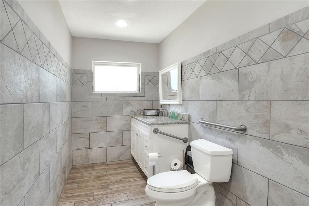 Bathroom, Interior, Recessed Lighting, Wood Texture Flooring