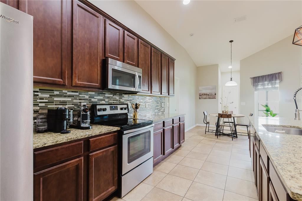 Dining room, Interior, Kitchen, Pendant Lights, Recessed Lighting