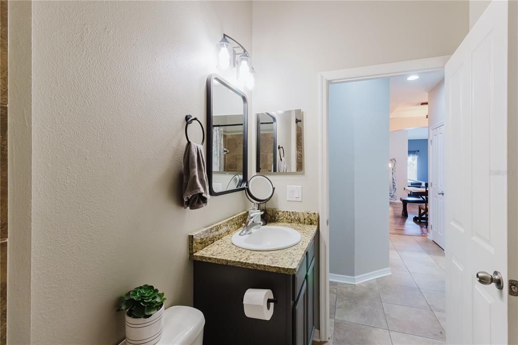 Bathroom, Interior, Recessed Lighting