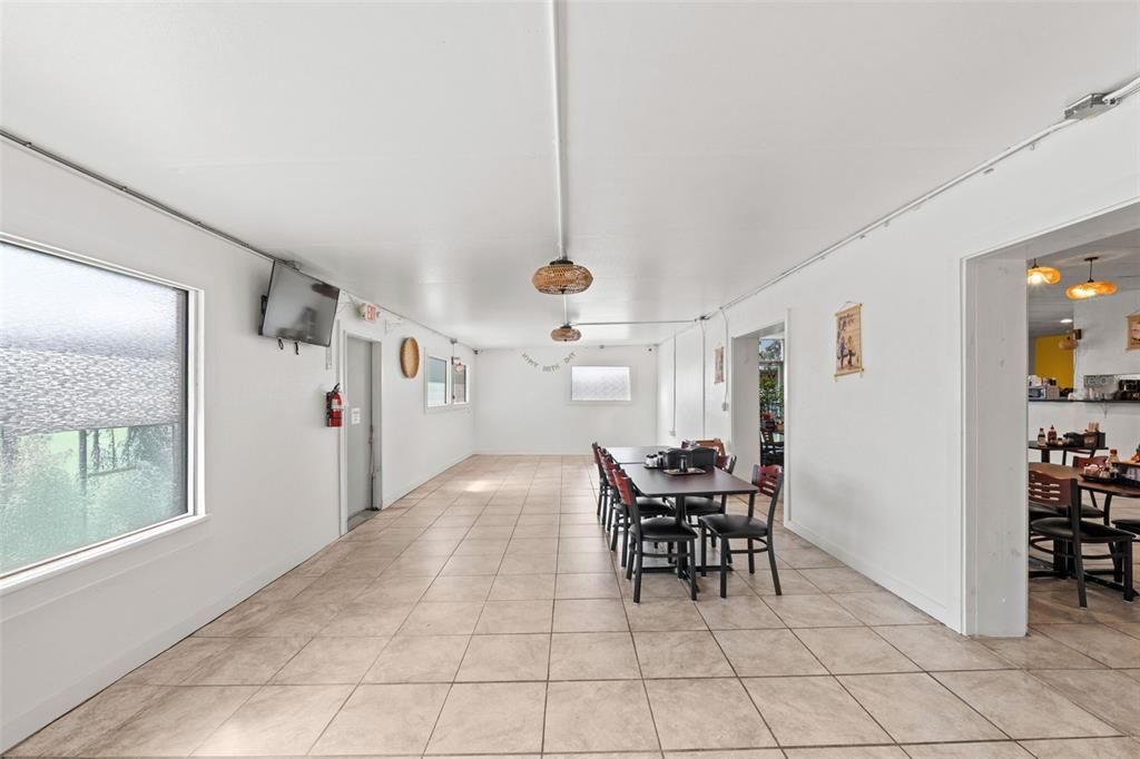 Dining room, Interior, Pendant Lights