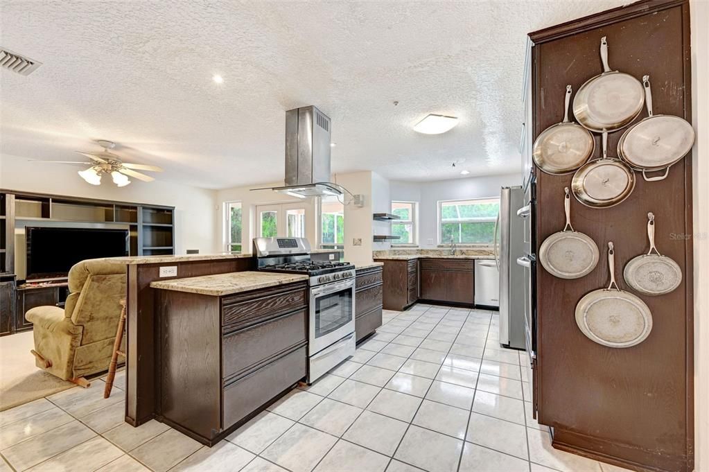 Interior, Kitchen, Recessed Lighting
