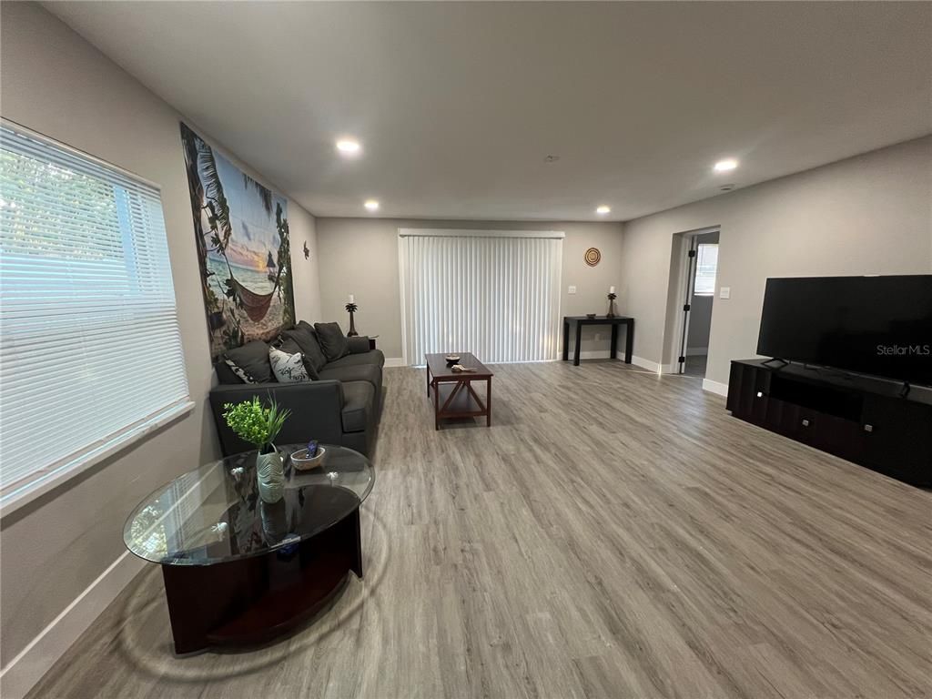 Interior, Living room, Recessed Lighting, Wood Texture Flooring