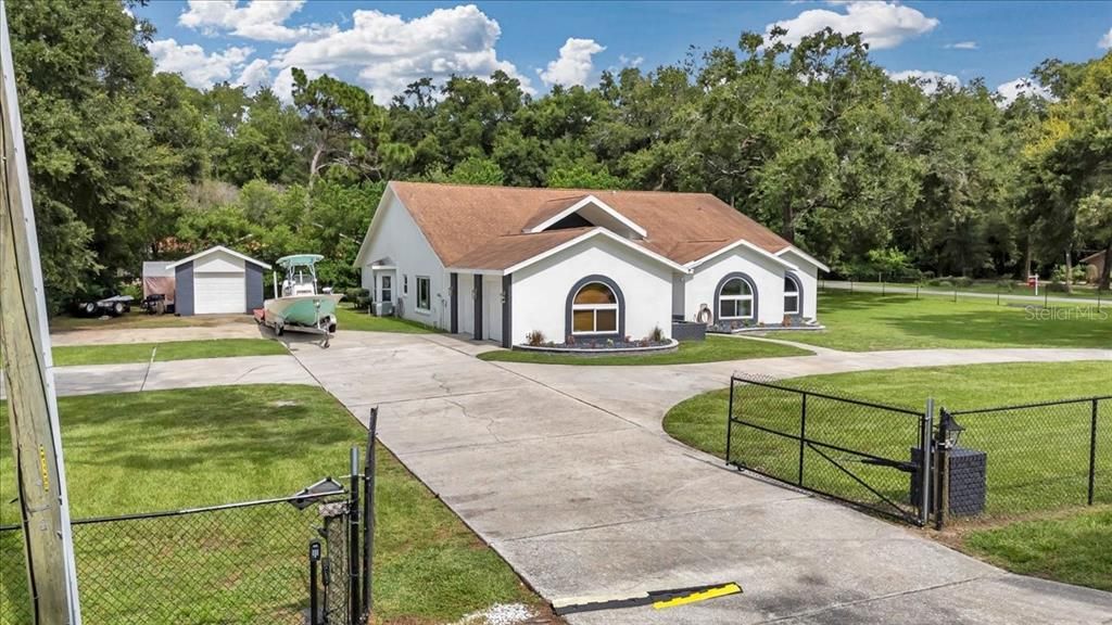 Backyard, Detached Garage, Exterior