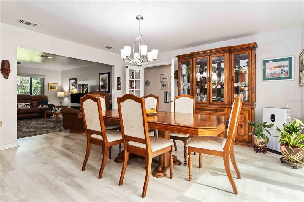 Chandelier, Dining room, Interior, Living room, Wood Texture Flooring