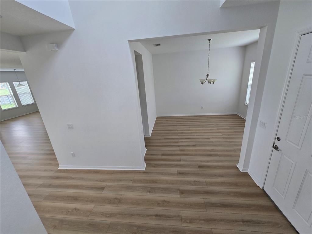Empty room, Interior, Pendant Lights, Wood Texture Flooring