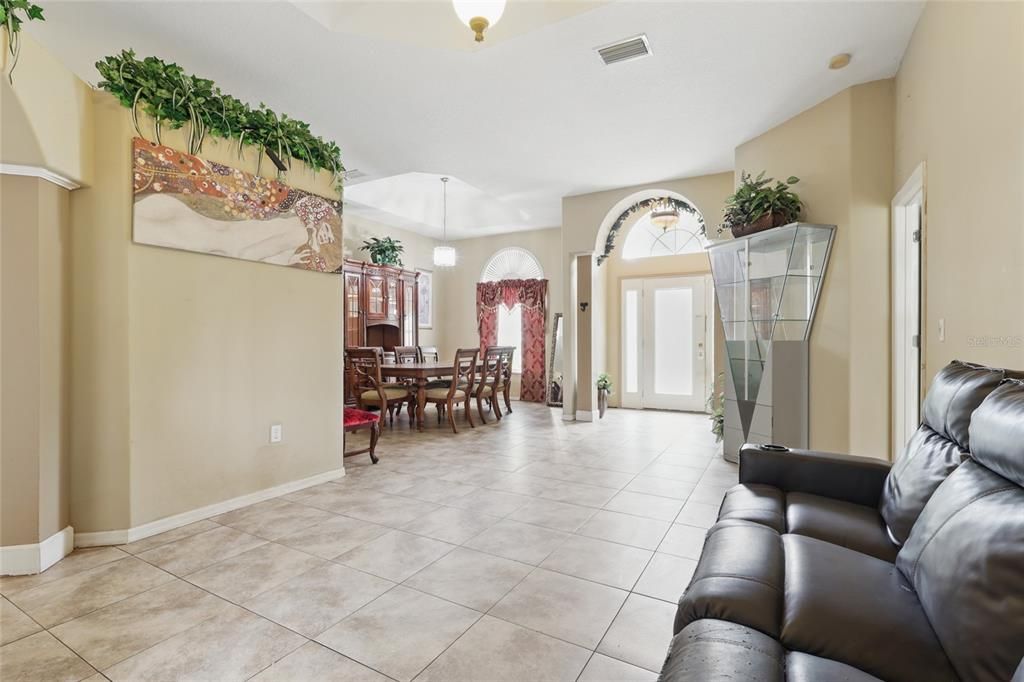 Chandelier, Dining room, Interior