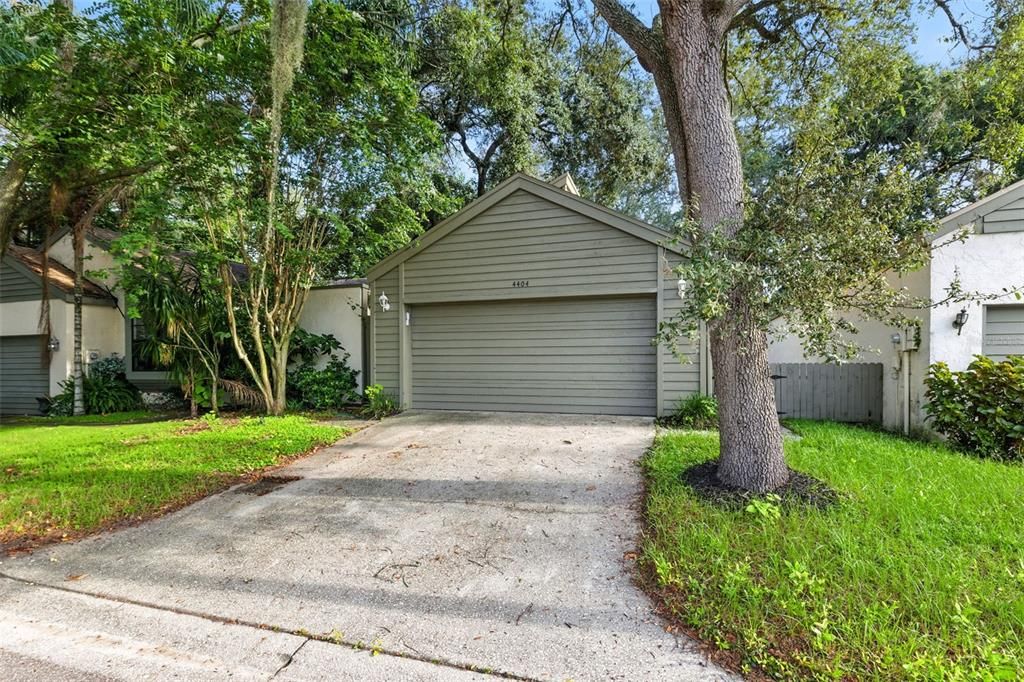 Detached Garage, Exterior