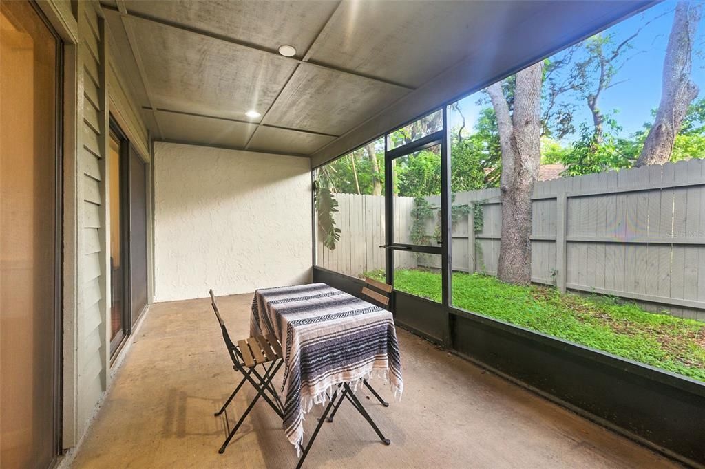 Interior, Recessed Lighting, Sun Room