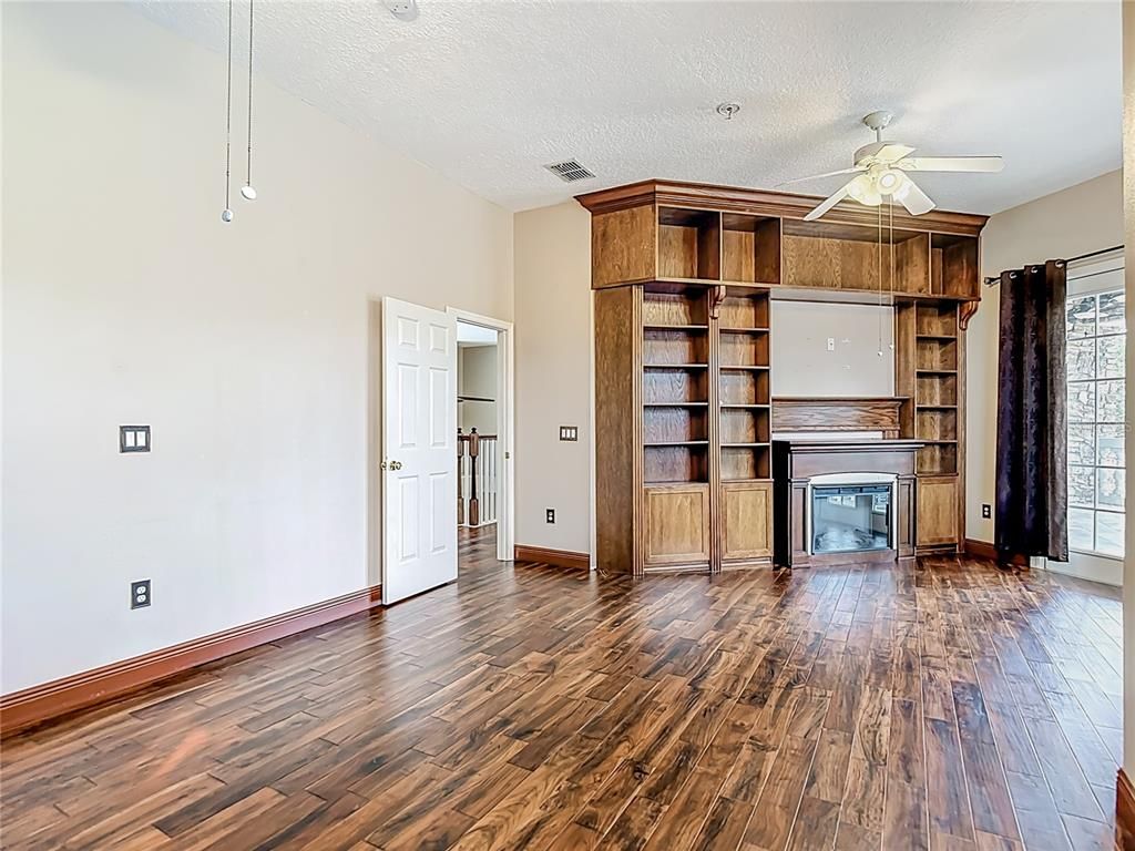 Empty room, Fireplace, Interior, Wood Texture Flooring