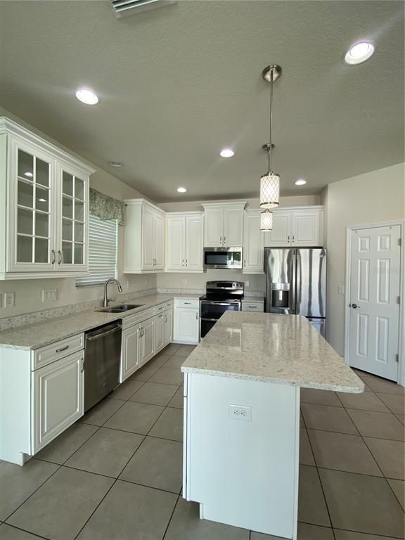 Interior, Kitchen, Pendant Lights, Recessed Lighting, Stainless Steel Appliances