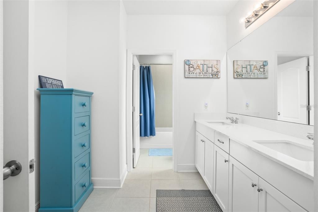 Bathroom, Dual Sink Vanities, Interior
