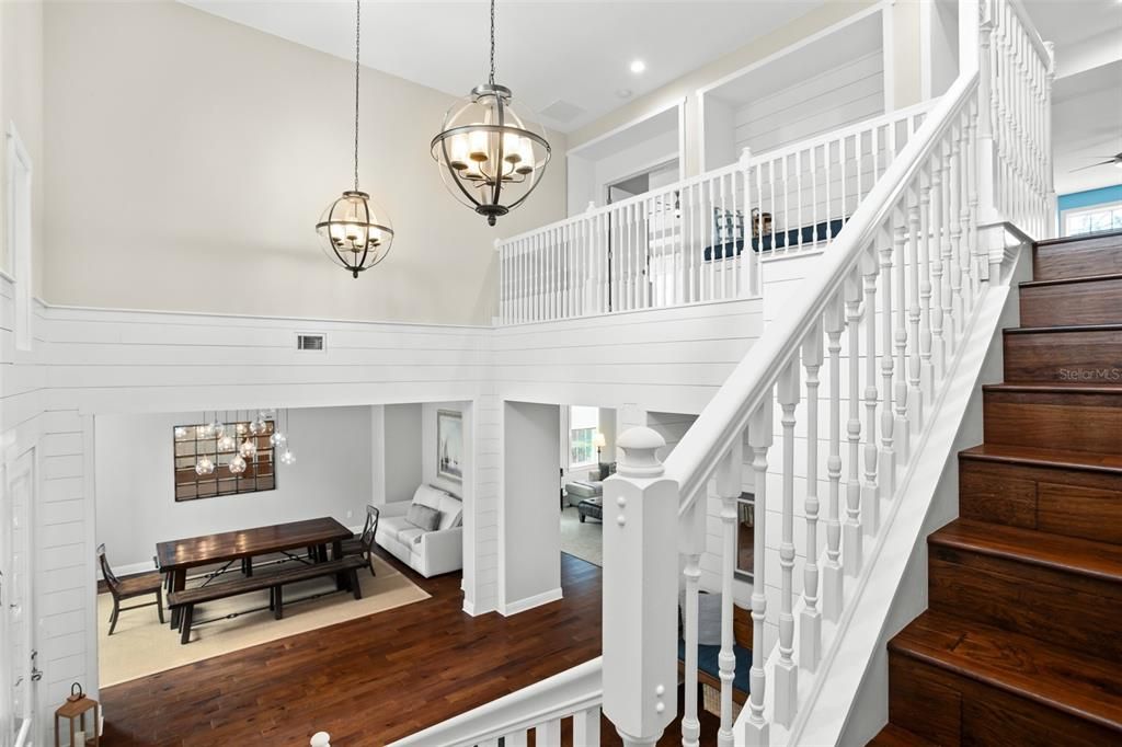 Chandelier, Dining room, Interior, Pendant Lights, Recessed Lighting, Wood Texture Flooring