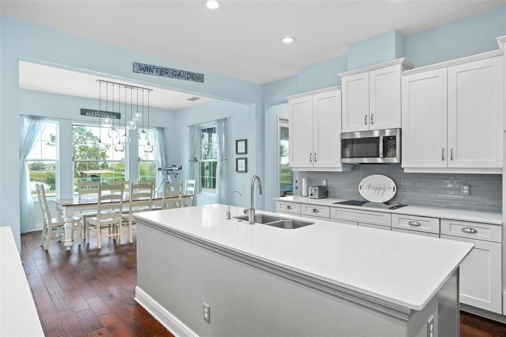 Dining room, Interior, Kitchen, Pendant Lights, Recessed Lighting, Wood Texture Flooring